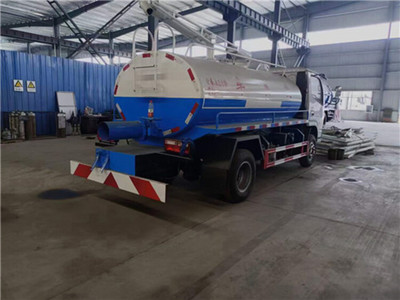 國六東風福瑞卡5方吸糞車錫柴110馬力發動機