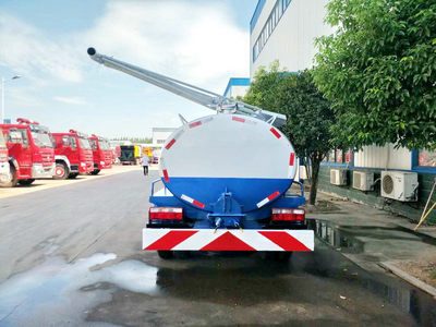 東風(fēng)凱普特6方吸糞車(chē)