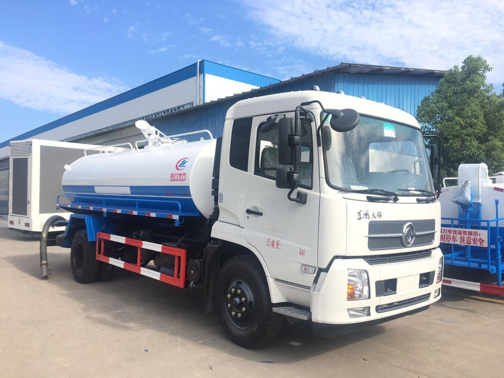 邯鄲程力威牌東風(fēng)天錦吸糞車 高效環(huán)保的城市環(huán)衛(wèi)利器